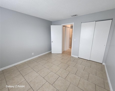 239 Red Maple Place - Photo Thumbnail 9