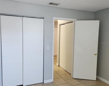 237 Thorn Tree Place - Photo Thumbnail 9