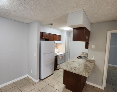 237 Thorn Tree Place - Photo Thumbnail 5