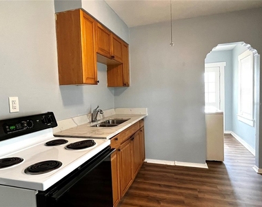1603 E 29th Avenue - Photo Thumbnail 12