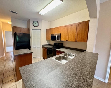 2173 Tuscany Trace - Photo Thumbnail 5