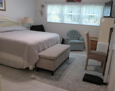 2441 Persian Drive - Photo Thumbnail 12