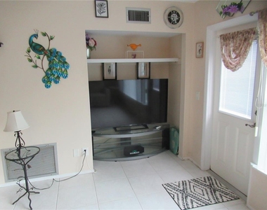 2441 Persian Drive - Photo Thumbnail 23