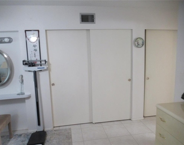 2441 Persian Drive - Photo Thumbnail 15