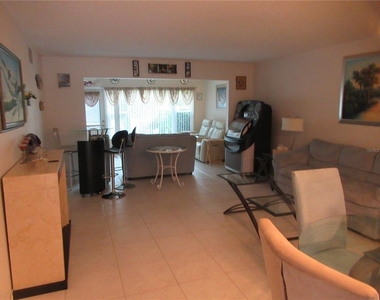 2441 Persian Drive - Photo Thumbnail 18