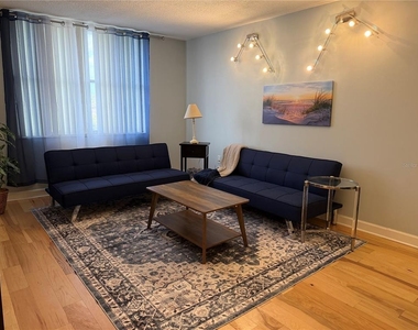 701 S Madison Avenue - Photo Thumbnail 8