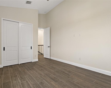 1348 San Christopher Drive - Photo Thumbnail 30