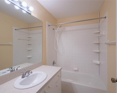 12916 Brant Tree Drive - Photo Thumbnail 28
