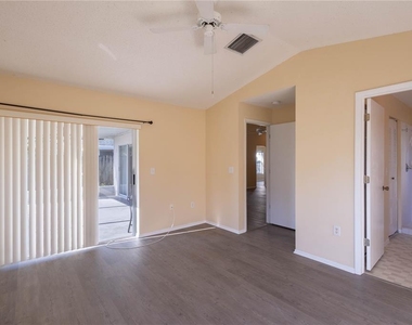 12916 Brant Tree Drive - Photo Thumbnail 18