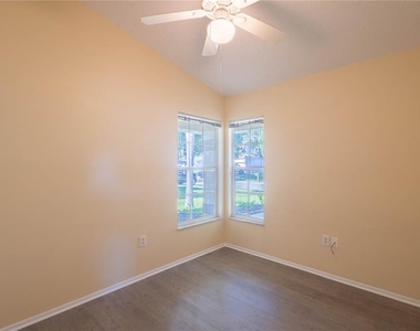 12916 Brant Tree Drive - Photo Thumbnail 22