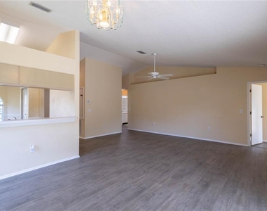 12916 Brant Tree Drive - Photo Thumbnail 14