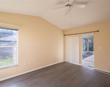 12916 Brant Tree Drive - Photo Thumbnail 21