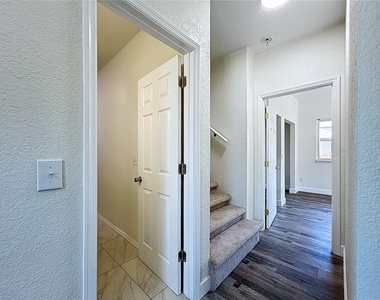 313 Jefferson Avenue S - Photo Thumbnail 19