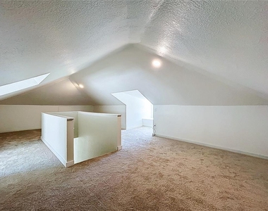 313 Jefferson Avenue S - Photo Thumbnail 22