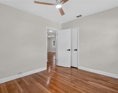 6946 5th Avenue N - Photo Thumbnail 13