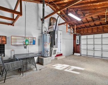 6946 5th Avenue N - Photo Thumbnail 16