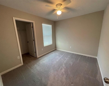 3904 Wild Senna Boulevard - Photo Thumbnail 10