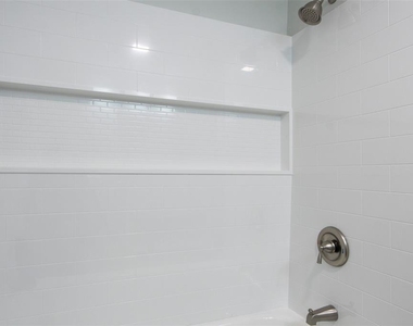 8180 42nd Street N - Photo Thumbnail 12
