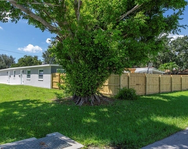 8180 42nd Street N - Photo Thumbnail 19