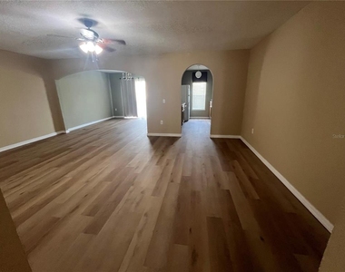 3803 Hampstead Lane - Photo Thumbnail 1