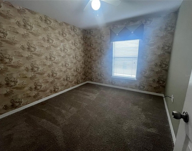 3803 Hampstead Lane - Photo Thumbnail 23