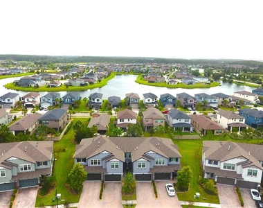 4596 Almada Lane - Photo Thumbnail 21