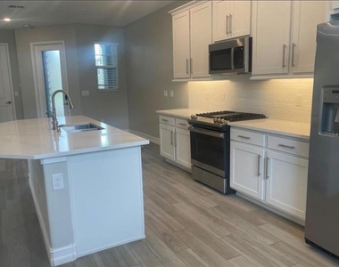 4596 Almada Lane - Photo Thumbnail 4