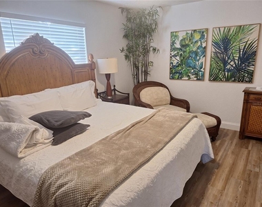 3300 Sea Grape Drive - Photo Thumbnail 7
