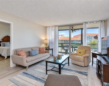 17580 Gulf Boulevard - Photo Thumbnail 18