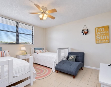 17580 Gulf Boulevard - Photo Thumbnail 28