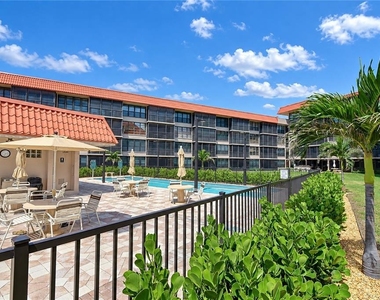 17580 Gulf Boulevard - Photo Thumbnail 46
