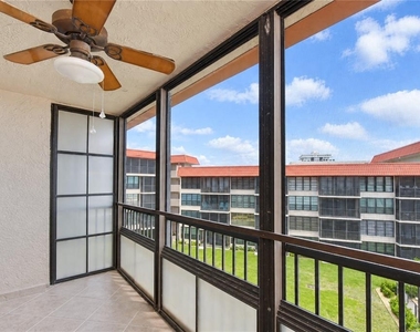 17580 Gulf Boulevard - Photo Thumbnail 33