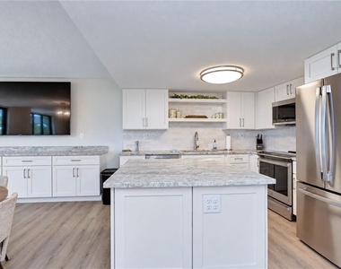 17580 Gulf Boulevard - Photo Thumbnail 55