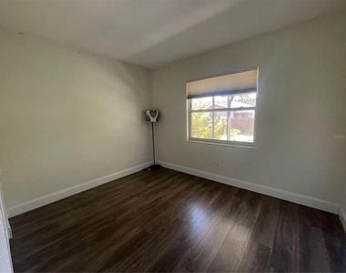 6806 S Gabrielle Street - Photo Thumbnail 23