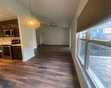6806 S Gabrielle Street - Photo Thumbnail 10