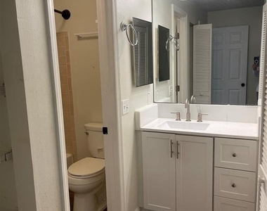 6806 S Gabrielle Street - Photo Thumbnail 20