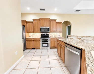 8946 Province Street - Photo Thumbnail 4