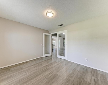 11855 Dunster Lane - Photo Thumbnail 24
