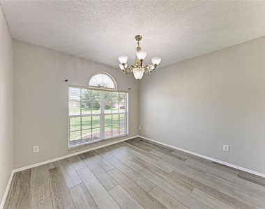 11855 Dunster Lane - Photo Thumbnail 14