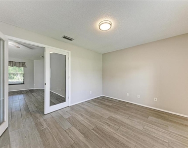 11855 Dunster Lane - Photo Thumbnail 23