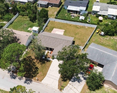 7504 N Sanibel Circle - Photo Thumbnail 26
