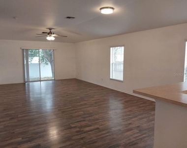 557 Windermere Drive - Photo Thumbnail 6