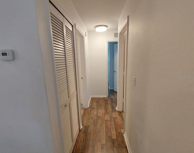 557 Windermere Drive - Photo Thumbnail 11