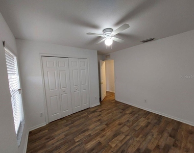 557 Windermere Drive - Photo Thumbnail 14