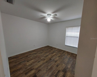 557 Windermere Drive - Photo Thumbnail 15