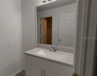 557 Windermere Drive - Photo Thumbnail 24