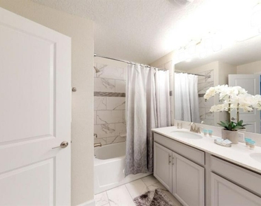 4968 Windermere Avenue - Photo Thumbnail 6