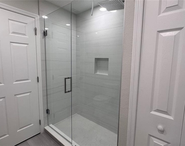 12824 Hunters Vista Boulevard - Photo Thumbnail 24