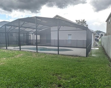 12824 Hunters Vista Boulevard - Photo Thumbnail 3