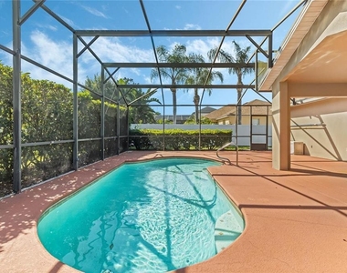 4934 Lazy Oak Way - Photo Thumbnail 2